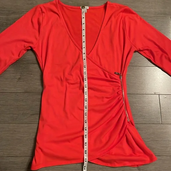 GUESS Orange Long Sleeve Wrap Top with Side Zipper. Size Small - Picture 10 of 15